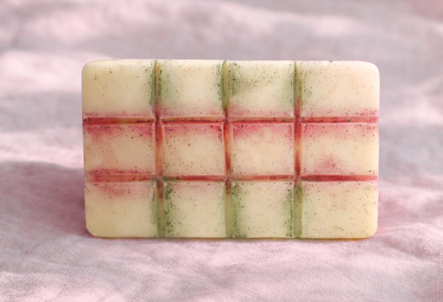 L’Étreinte 🤍 |Tablette Fondant parfumé aux fleurs blanches | 15h de diffusion | Cire végétale | Parfum Floral • Frais • Vanillé