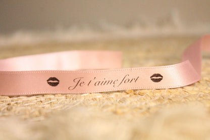 Aphrodite, suspensions fondants à la rose fraîche personnalisable  -  13Hde diffusion