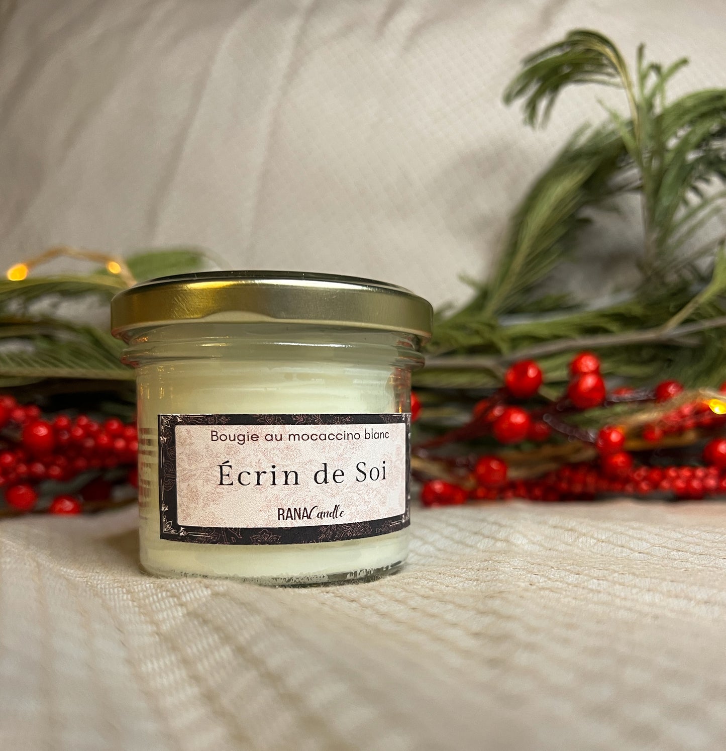 Écrin de Soi ❄️| Bougie parfumée au Mocaccino blanc | 20h de diffusion | Cire végétale | Parfum onctueux