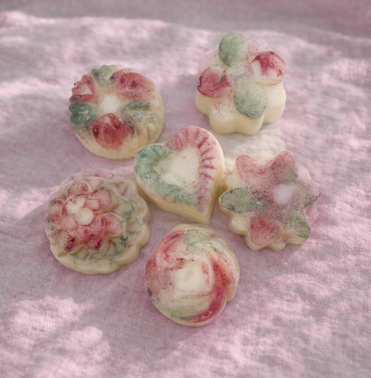 L’Étreinte 🤍 | Fondant parfumé aux fleurs blanches | 10h de diffusion | Cire végétale | Parfum Floral • Frais • Vanillé