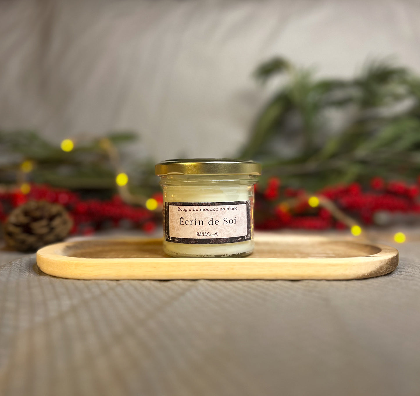 Écrin de Soi ❄️| Bougie parfumée au Mocaccino blanc | 20h de diffusion | Cire végétale | Parfum onctueux